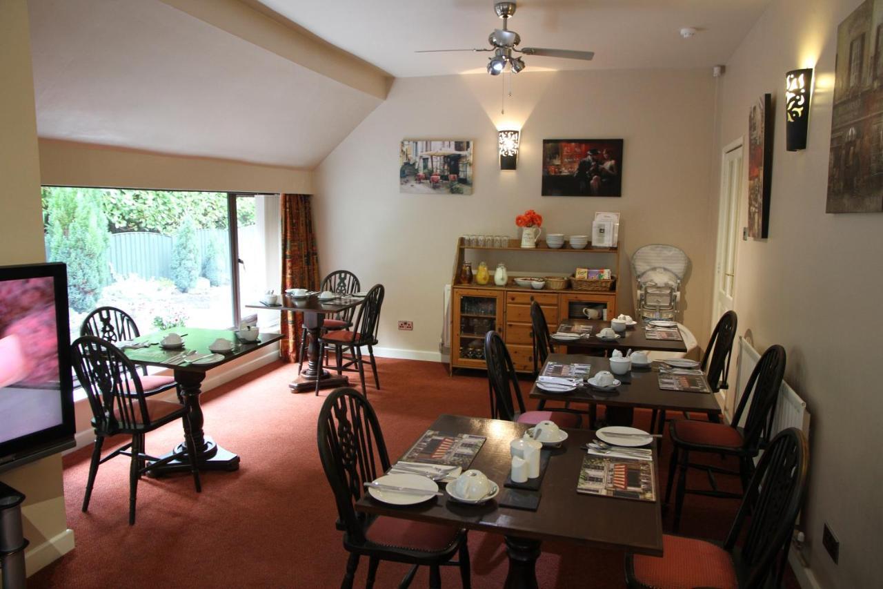 Castle Green Bed And Breakfast Ashbourne  Eksteriør billede